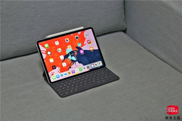 ipad 显示器