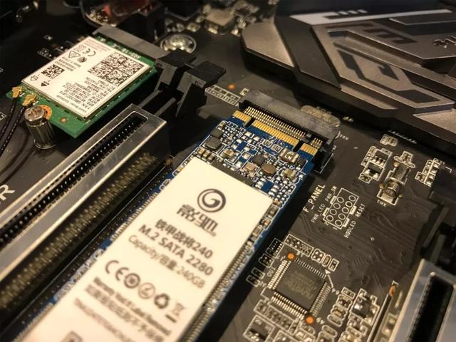 固态硬盘分区是什么