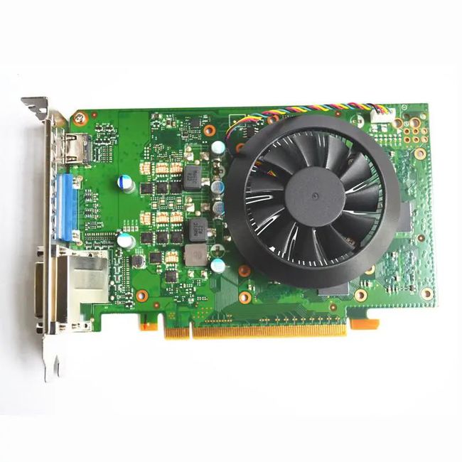 主板点不亮 cpu风扇转_主板点不亮 风扇在转_主板风扇转一下就停