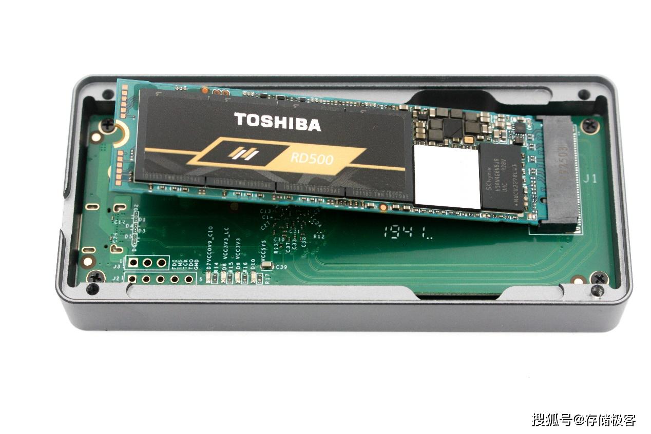 雷电3外接显卡坞