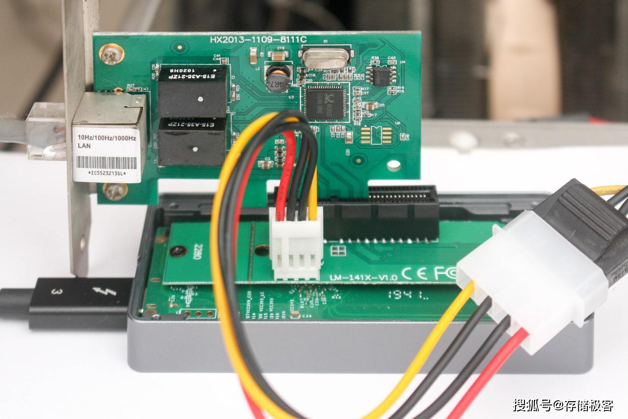 雷电3外接显卡坞