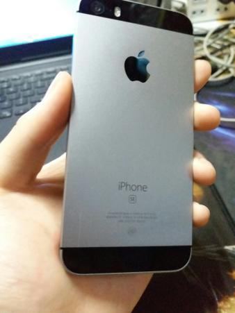 苹果一体机屏幕进灰_苹果27寸显示器进灰吗_苹果6s屏幕左上角都进灰吗