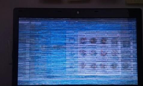 电脑关机后显示器闪烁