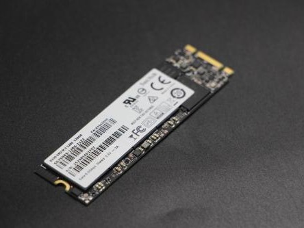 intel固态硬盘写入量