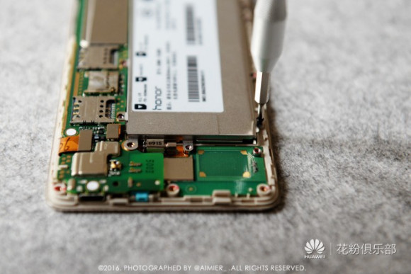 华为荣耀4c主板元件图