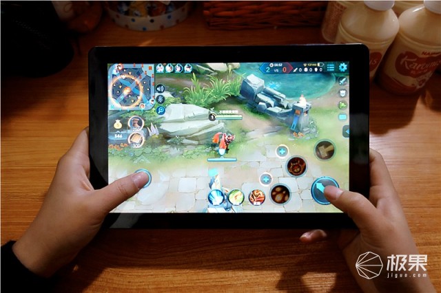 手机鼠标键盘玩游戏_雷蛇游戏键盘鼠标_游戏鼠标键盘排行