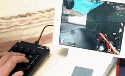 手机鼠标键盘玩游戏