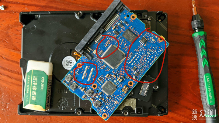 我居然亲手修好了一块咔咔响无法读取的硬盘_新浪众测