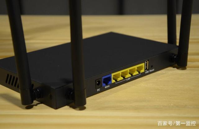 路由器的wan口连接哪里