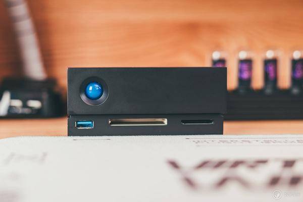 手机变成过渡60帧_电脑显示灰色变成白色_怎么把显示器变成60帧