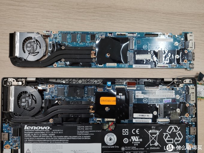 上面是换下来的原装i5 4210U + 4GB内存主板，下面的‘新’主板赫然贴着返修件的标签，我购买之前真是大意了