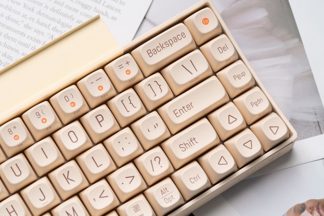 国内首款可视化DIY键盘测评——洛斐小翘键盘