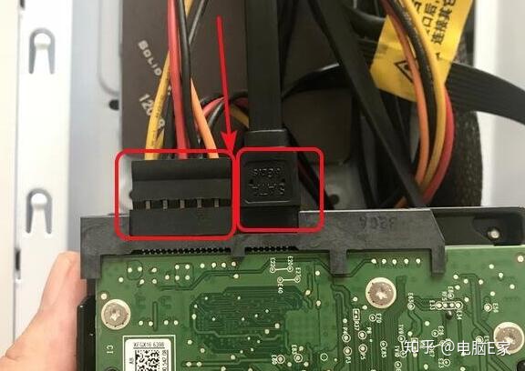 老硬盘安装在其它电脑启动