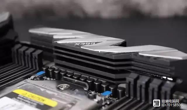 配显卡主要是看处理器还是主板