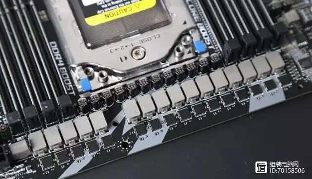 配显卡主要是看处理器还是主板