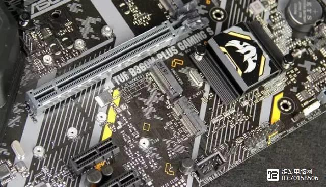 配显卡主要是看处理器还是主板