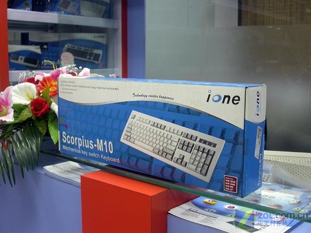 玩家最爱 元聚天蝎-M10机械键盘降价 