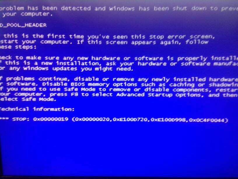 电脑蓝屏，安全模式进不去_win8纯蓝屏进不到桌面_退出恢复模式 蓝屏