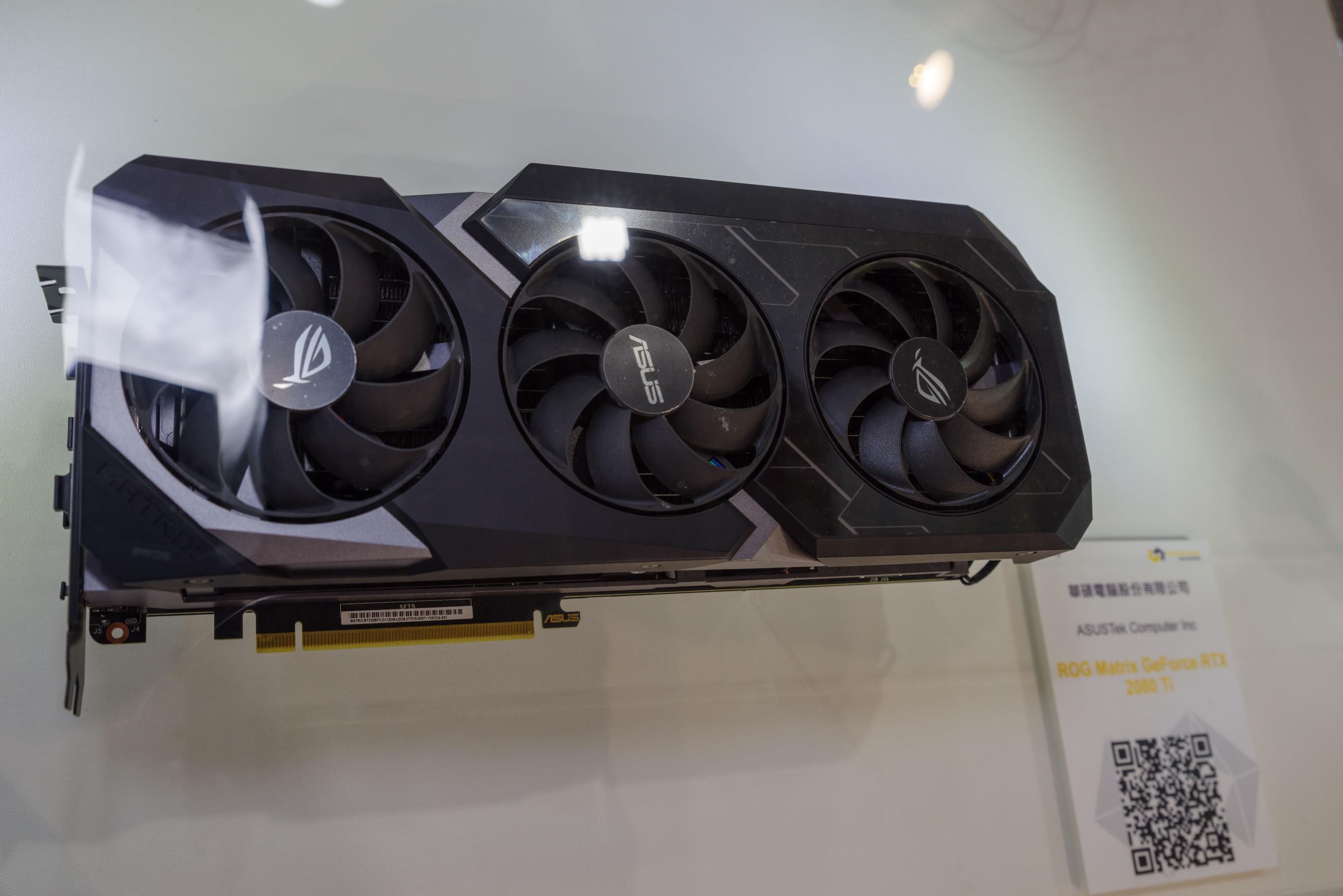 显卡gtx titan z_推荐一款显卡gtx的笔记本_都叫 显卡gtx