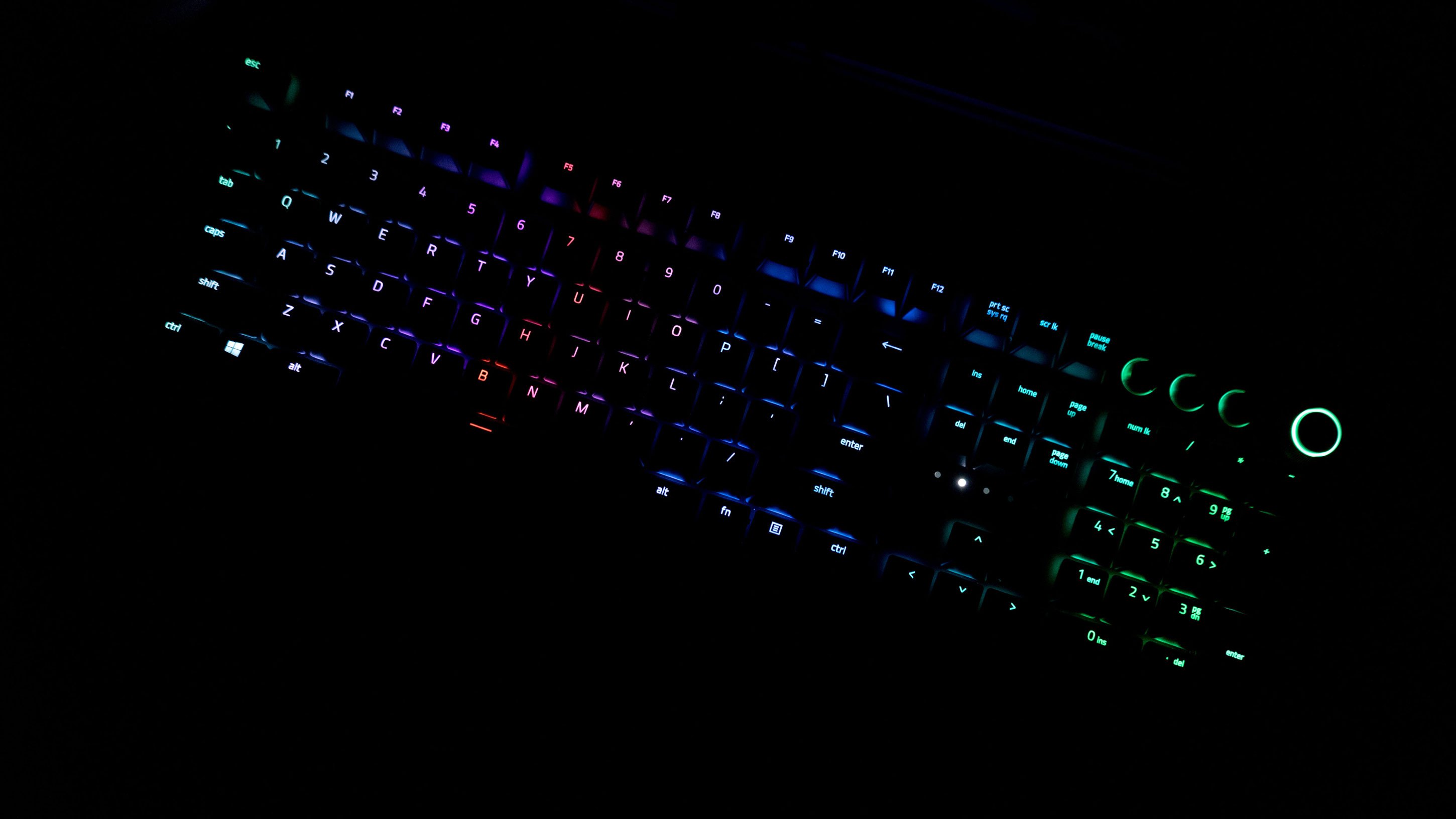 雷蛇黑寡妇键盘功能