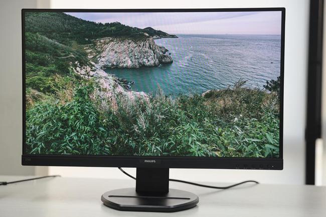 飞利浦27寸显示器开机