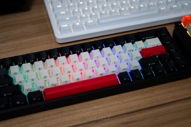 理查德赖特键盘手_60%键盘_喻黄r18键盘