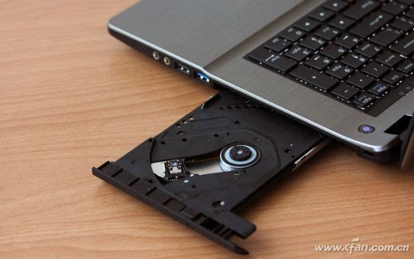 硬盘托架双通道开关