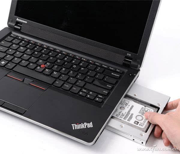 硬盘托架双通道开关