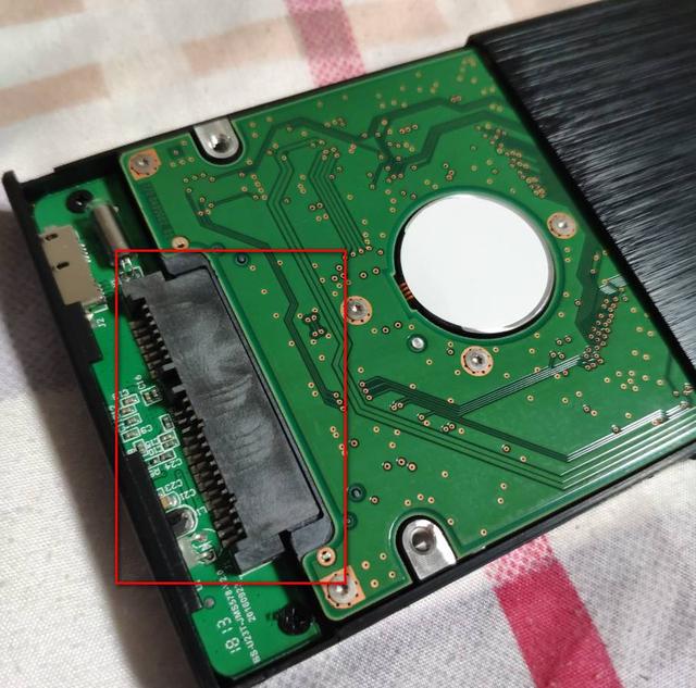 硬盘读取正常写入很慢_u盘写入和读取_硬盘读取写入速度