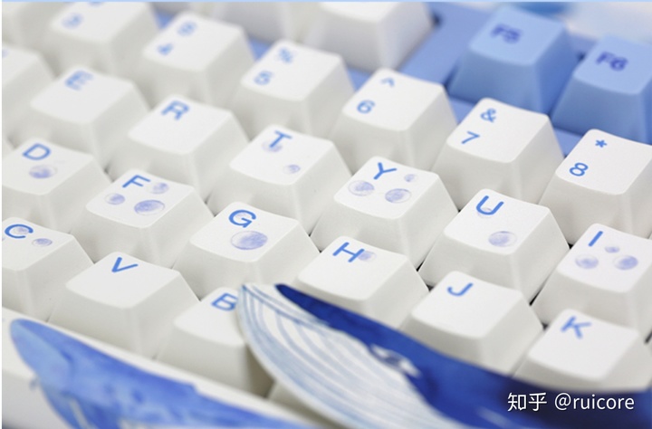 老键盘是不是机械键盘