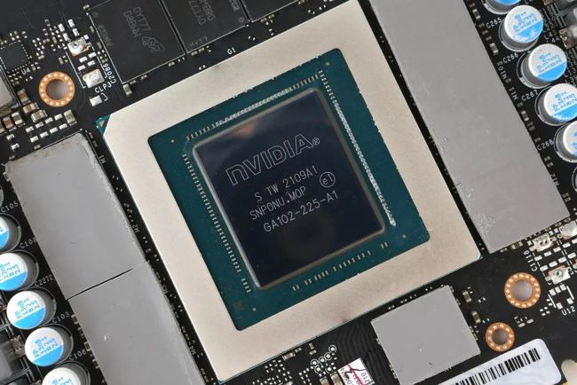 瑞典超模艾尔莎_艾尔莎gforta4700×gl显卡_艾尔莎显卡