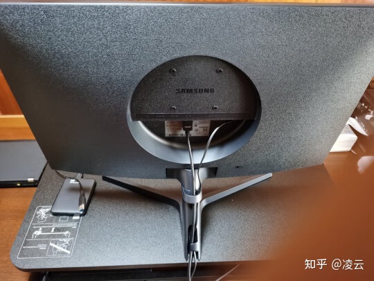 三星和aoc显示器