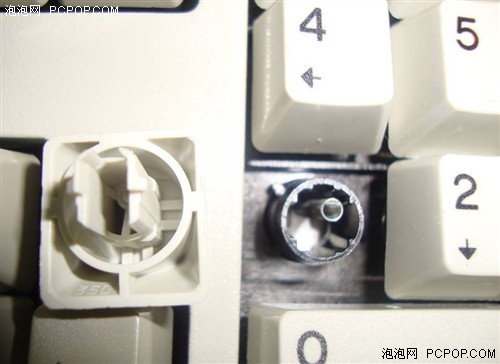 由浅入深了解机械键盘：各种轴的区别 