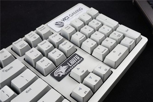 就这么任性！达尔优终结者VG版机械键盘 