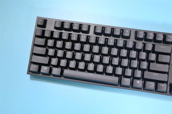 酷冷至尊经典键盘