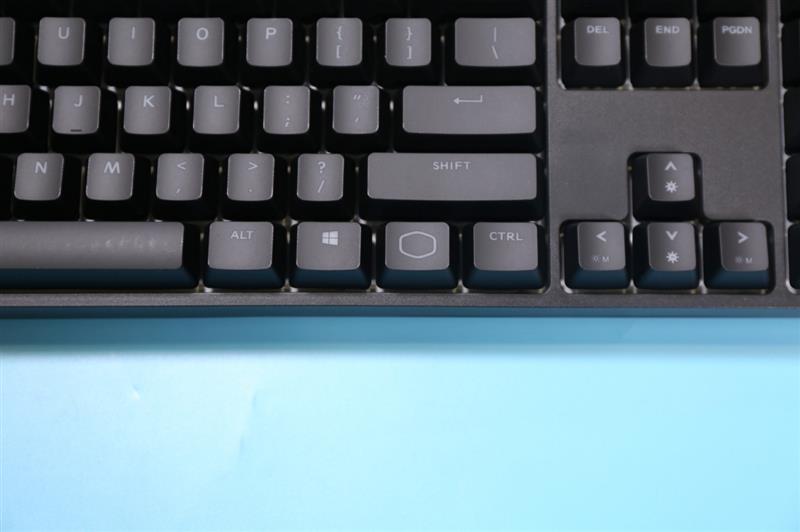 拒绝“杀马特”！酷冷至尊CK320新旗舰108 V2机械键盘评测：致敬经典