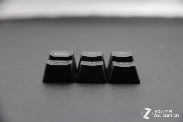 RGB键盘哪家强？Razer罗技海盗船如何选 