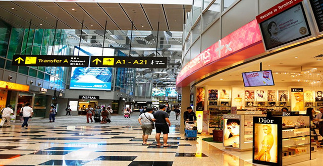   新加坡机场网购平台iShopChangi：免税化妆品最热销