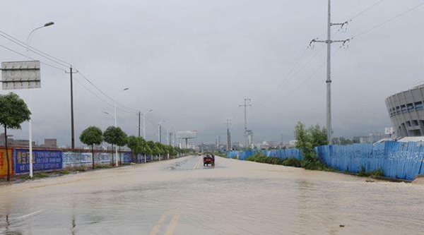 广西强降雨持续 17-19日北海至涠洲岛将全线停航