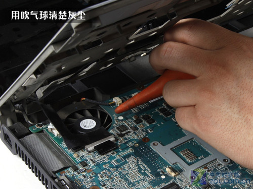 散热太差别着急 笔记本除尘进阶攻略