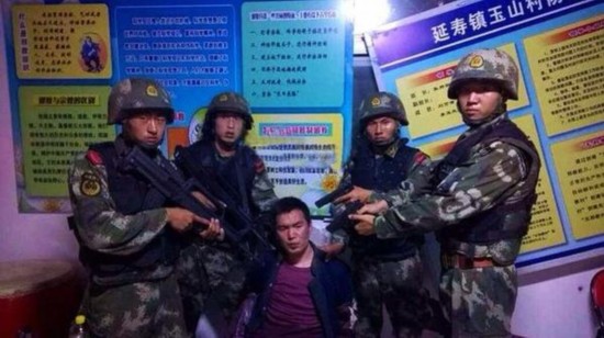 黑龙江嫌犯杀警越狱：两名逃犯落网 一人仍在逃