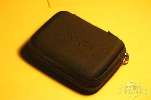 AKG K451