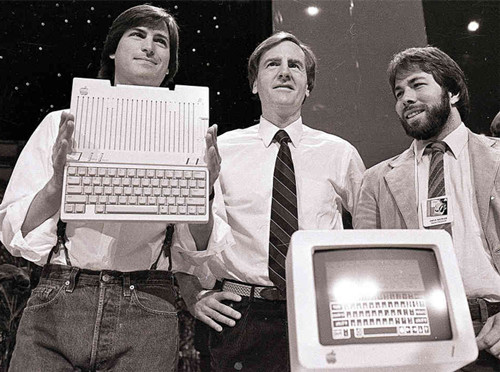 tim berners-lee?linus torvalds?苹果创始人Steve Wozniak：程序员的好奇心是与生