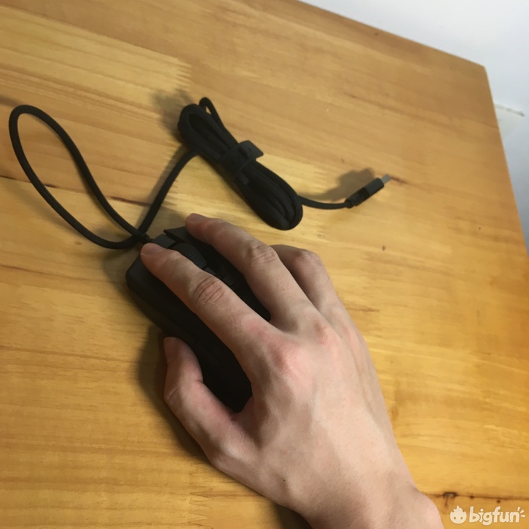 Razer雷蛇毒蝰迷你版小手鼠标,两百元以内的高性价比选择